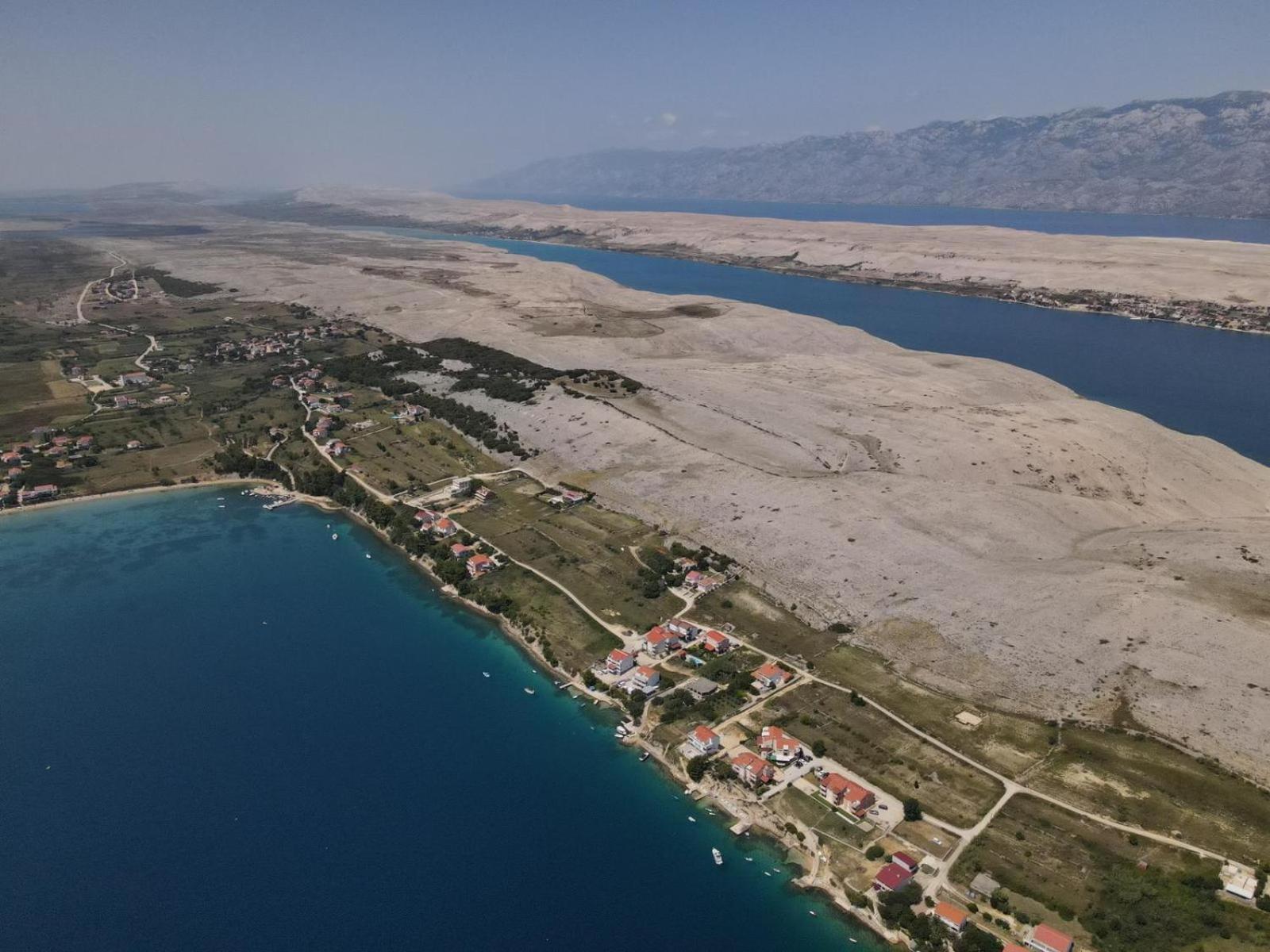 Apartments Horvat On Island Pag Vlašići Exterior foto