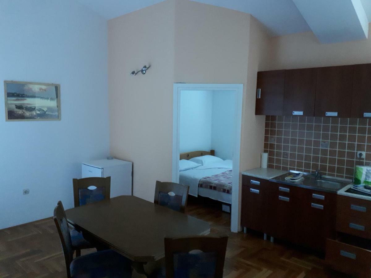 Apartments Horvat On Island Pag Vlašići Exterior foto