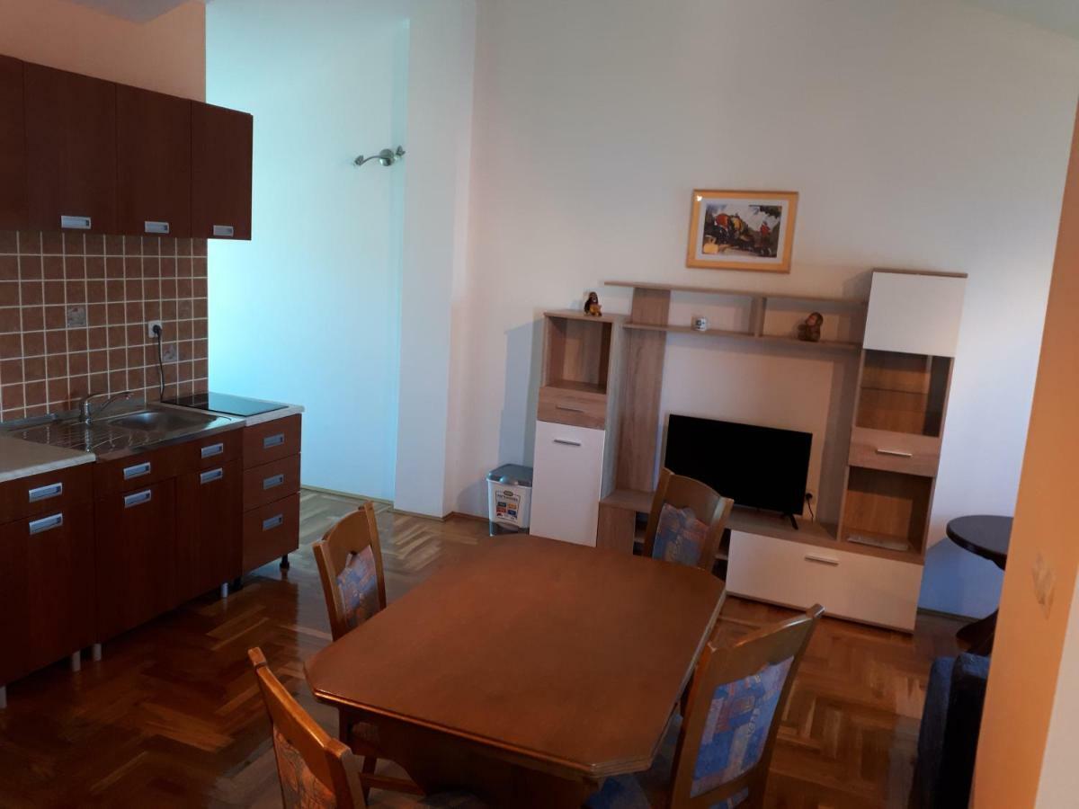 Apartments Horvat On Island Pag Vlašići Exterior foto